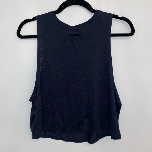 Fabletics • Dry-Flex muscle tank - Picture 2 of 4